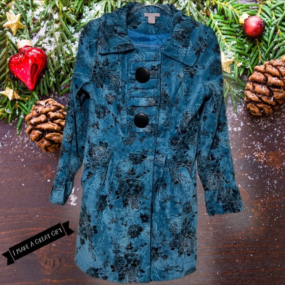 Pura Vida| Floral Button-Down Lined Coat with Matching Belt in Blue & Black - Picture 3 of 5